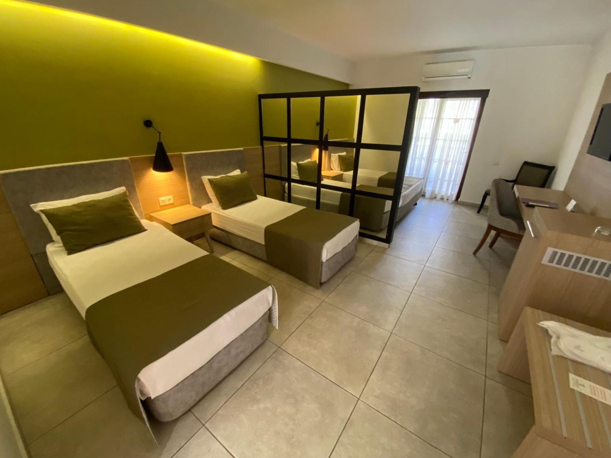 Queen'S Park Goynuk Hotel Kemer Habitación foto
